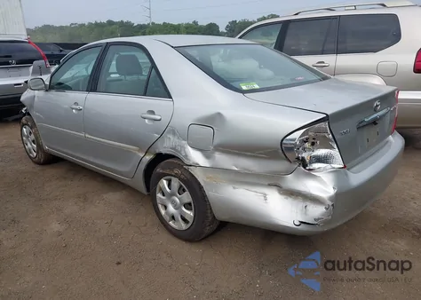 2004 Toyota Camry Le из США, поврежденный, VIN 4T1BE32KX4U882878